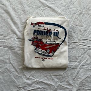 Vintage "2004 Fly-In Cruise-In" Graphic T-Shirt.